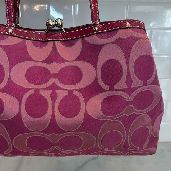 Coach Bag Purse Handbag Signature Stripe Kiss Lock Carryall Satchel Tote Bag - Picture 6 of 16